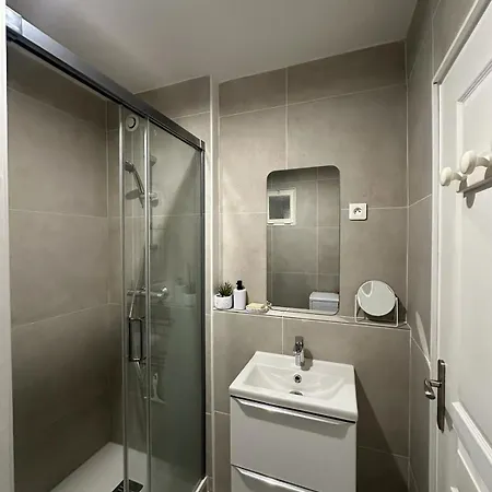 T2 Jardin & Acces Privee *