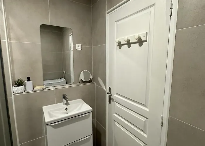 T2 Jardin&accès Privée Appartement