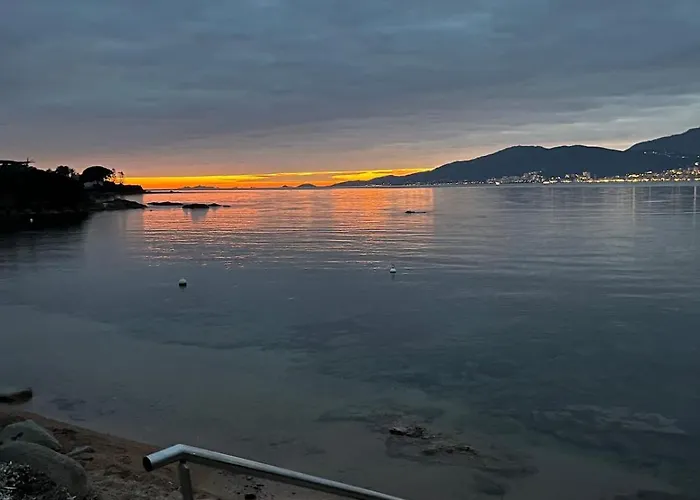 T2 Jardin & Acces Privee Apartment *